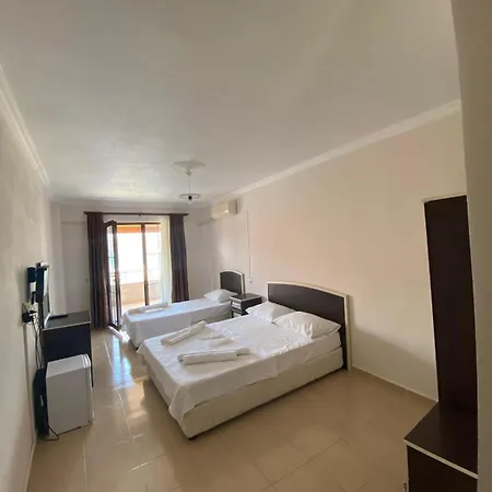 Altinkum Tatil Konaklari * Yigitler