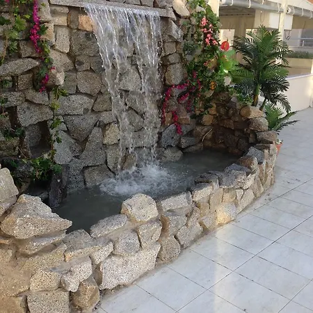 Altinkum Tatil Konaklari * Yigitler