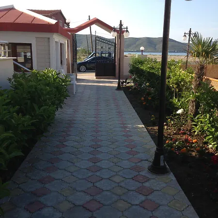 Altinkum Tatil Konaklari * Yigitler