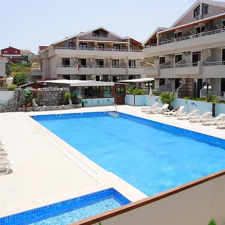 Altinkum Tatil Konaklari * Yigitler