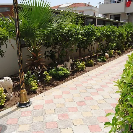 Altinkum Tatil Konaklari * Yigitler