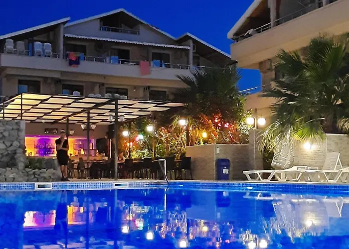 Altinkum Tatil Konaklari מלון *