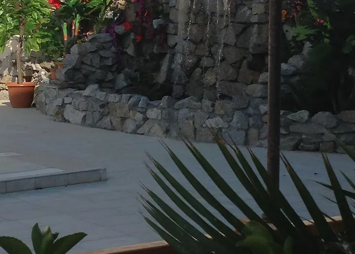 מלון Altinkum Tatil Konaklari *