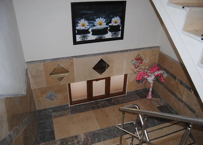 מלון Altinkum Tatil Konaklari *