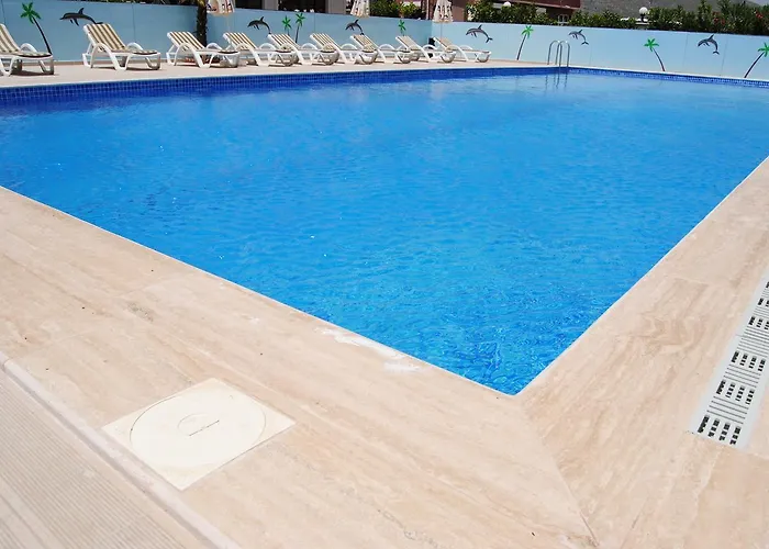 מלון Altinkum Tatil Konaklari *